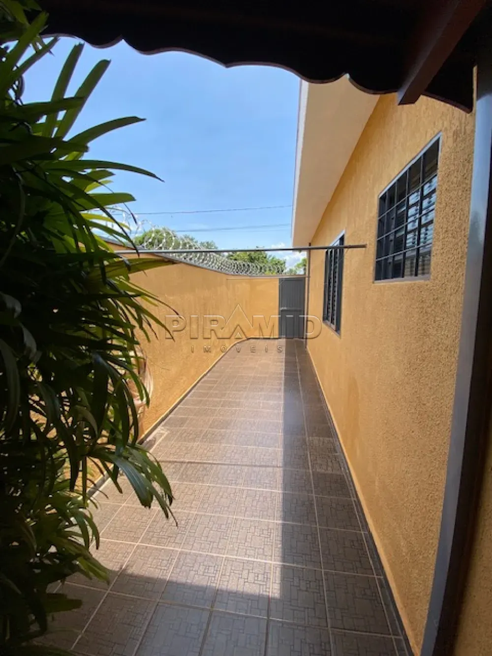 Alugar Casa / Padr&atilde;o em Ribeir&atilde;o Preto R$ 1.900,00 - Foto 9