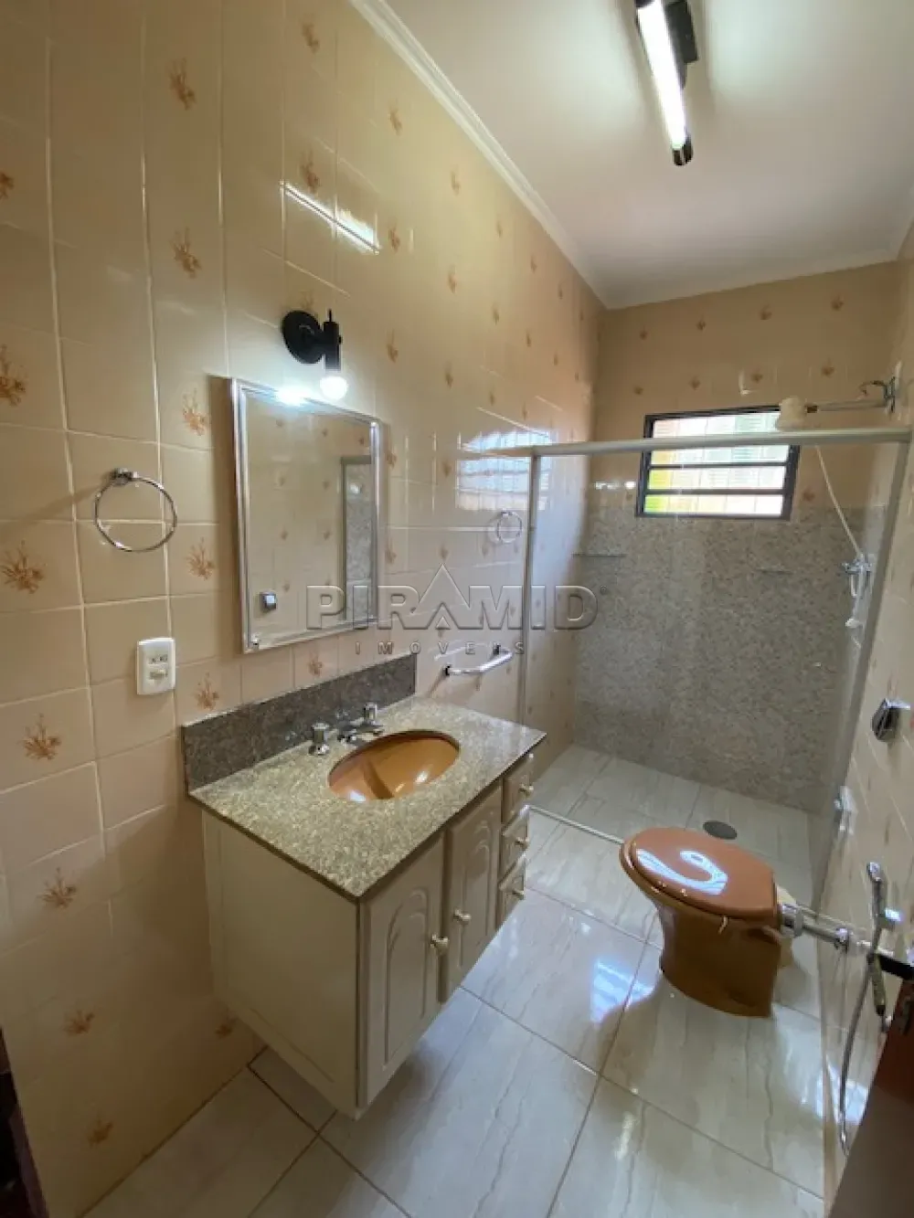 Alugar Casa / Padr&atilde;o em Ribeir&atilde;o Preto R$ 1.900,00 - Foto 6