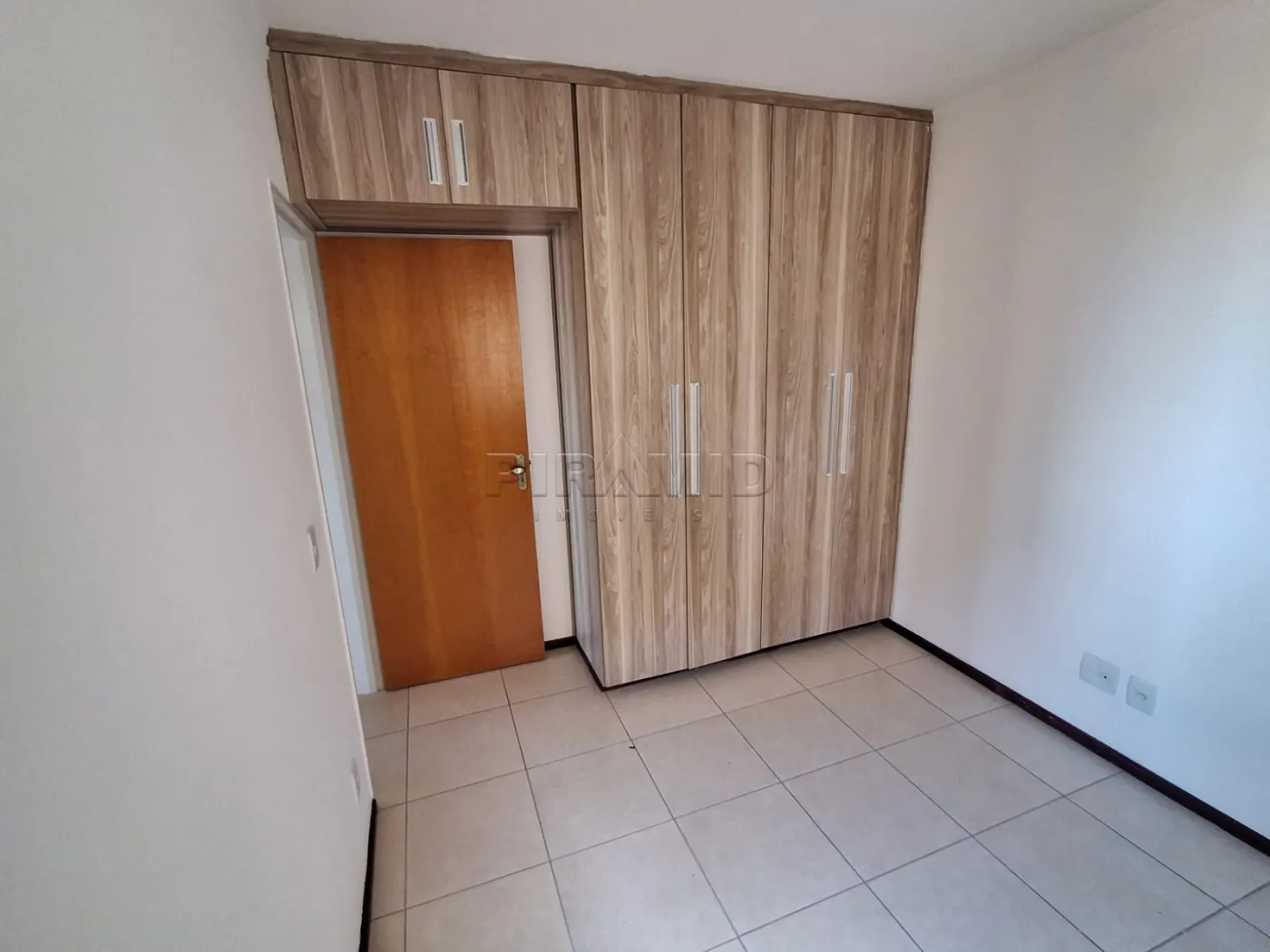 Alugar Apartamento / Padr&atilde;o em Ribeir&atilde;o Preto R$ 2.400,00 - Foto 6