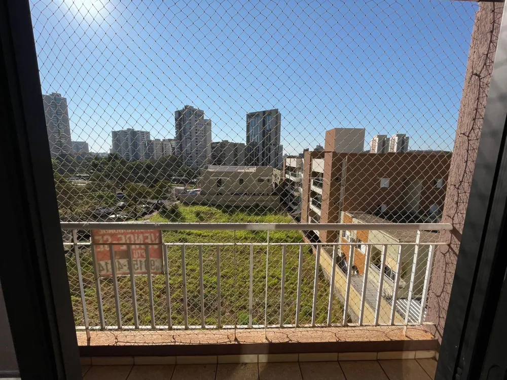 Alugar Apartamento / Padr&atilde;o em Ribeir&atilde;o Preto R$ 1.700,00 - Foto 4