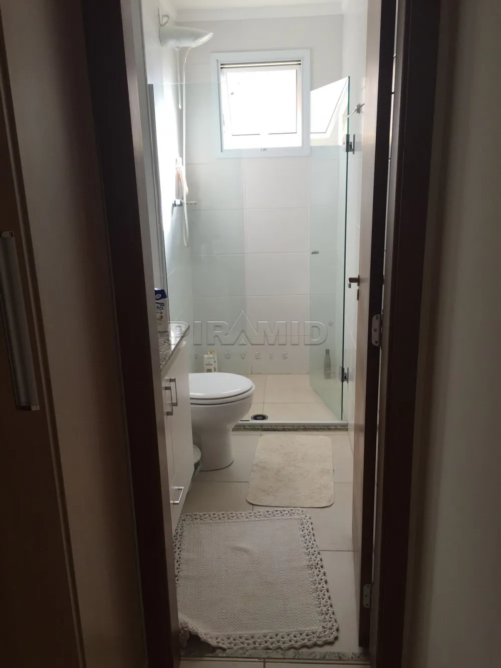 Alugar Apartamento / Padr&atilde;o em Ribeir&atilde;o Preto R$ 1.100,00 - Foto 6