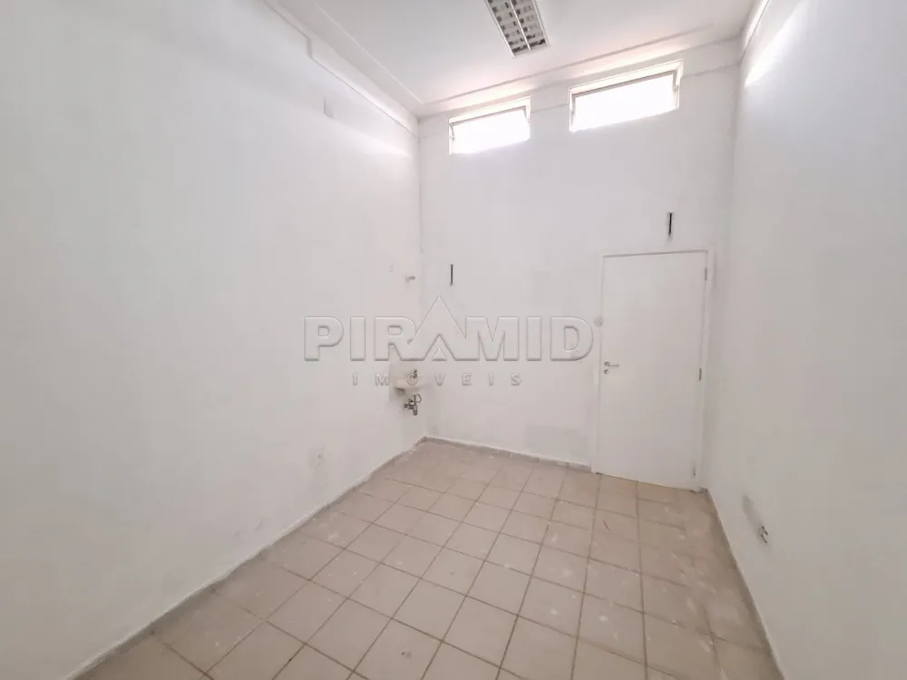 Alugar Casa / Padr&atilde;o em Ribeir&atilde;o Preto R$ 18.000,00 - Foto 20