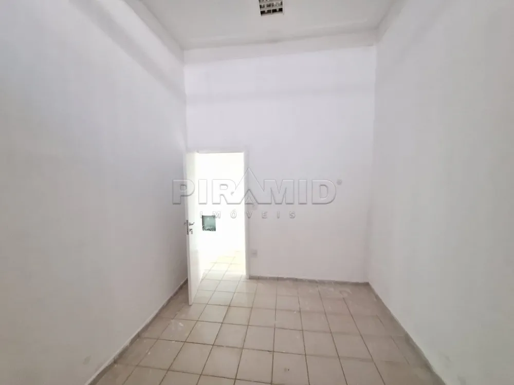 Alugar Casa / Padr&atilde;o em Ribeir&atilde;o Preto R$ 18.000,00 - Foto 21