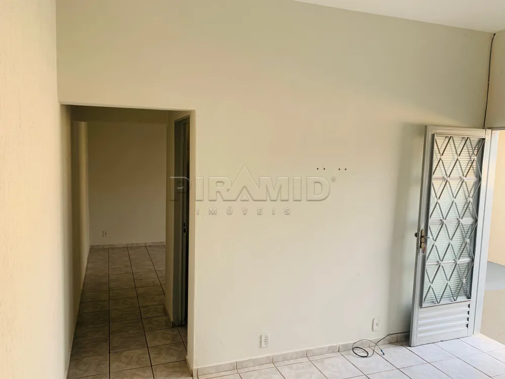 Alugar Casa / Padr&atilde;o em Ribeir&atilde;o Preto R$ 800,00 - Foto 2