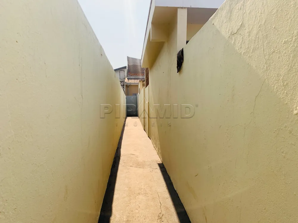 Alugar Casa / Padr&atilde;o em Ribeir&atilde;o Preto R$ 800,00 - Foto 11