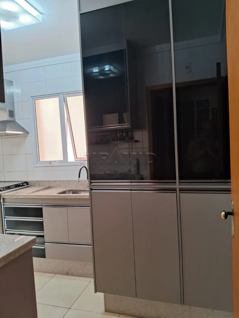 Comprar Apartamento / Padr&atilde;o em Ribeir&atilde;o Preto R$ 680.000,00 - Foto 11