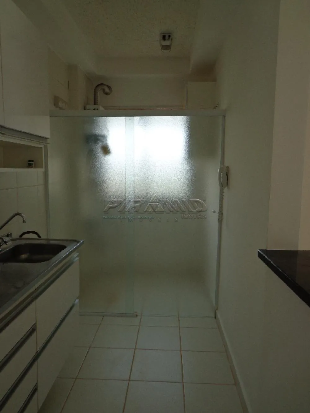 Alugar Apartamento / Padr&atilde;o em Ribeir&atilde;o Preto R$ 1.386,00 - Foto 3