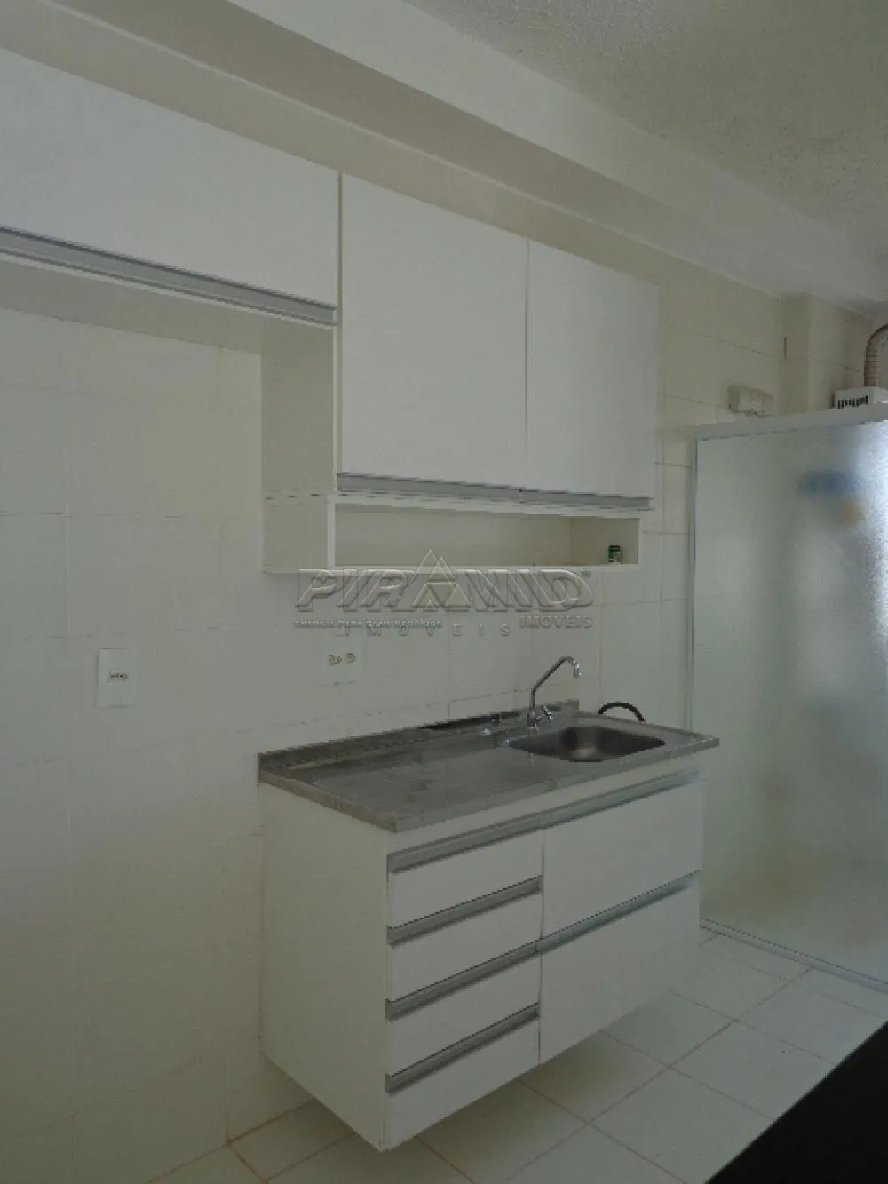 Alugar Apartamento / Padr&atilde;o em Ribeir&atilde;o Preto R$ 1.386,00 - Foto 4