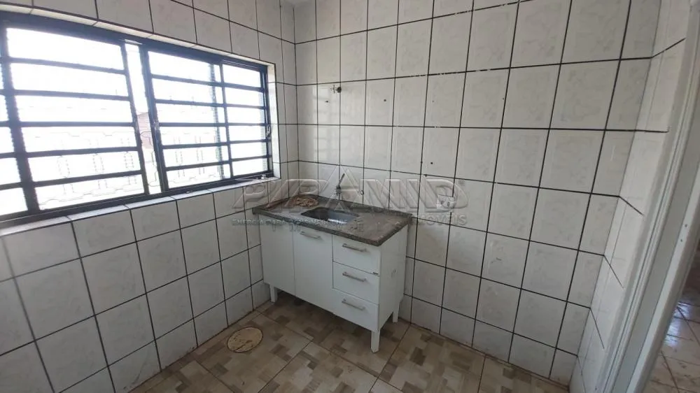 Alugar Casa / Padr&atilde;o em Ribeir&atilde;o Preto R$ 900,00 - Foto 6