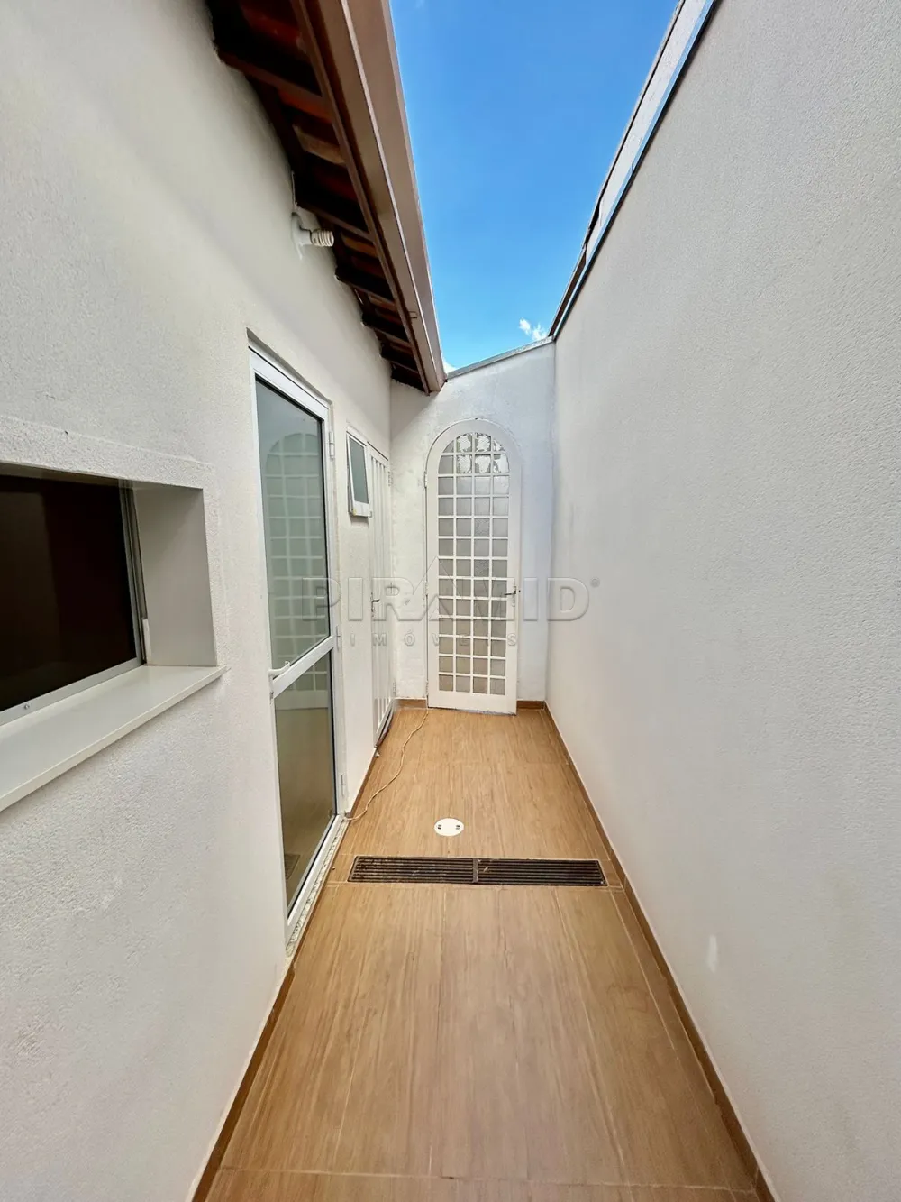 Comprar Casa / Padr&atilde;o em Ribeir&atilde;o Preto R$ 600.000,00 - Foto 6
