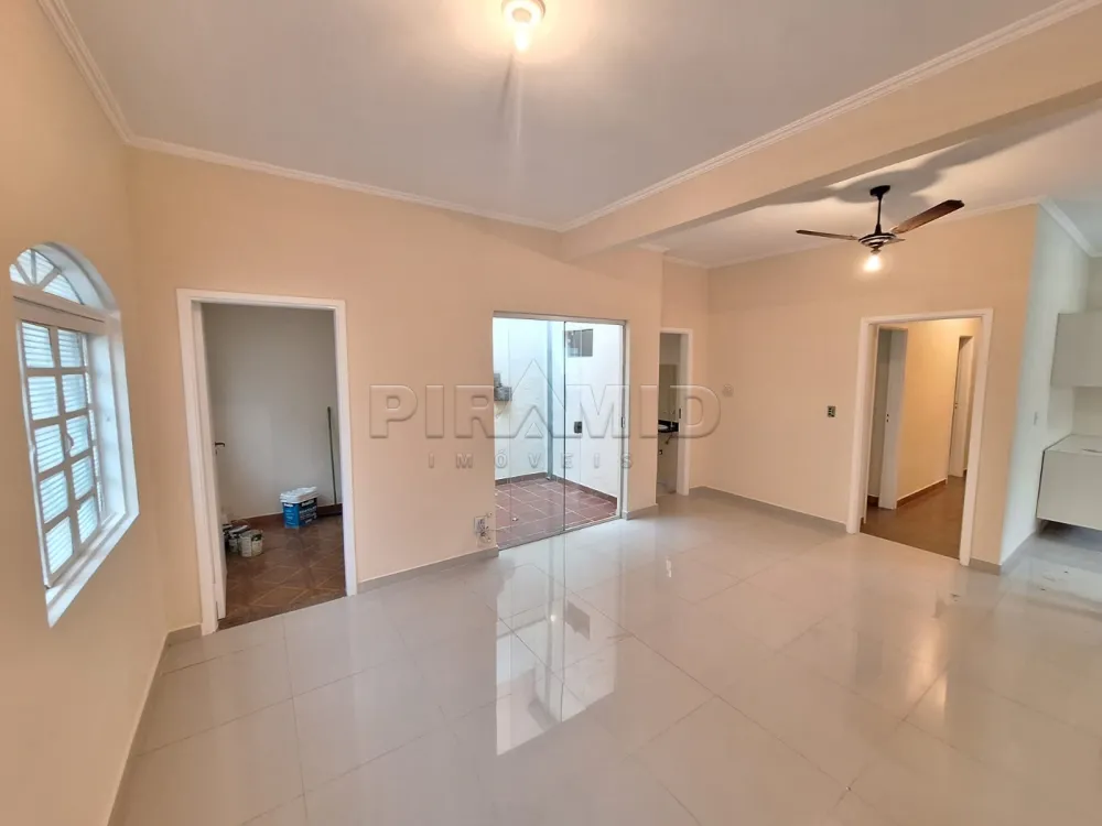 Alugar Casa / Padr&atilde;o em Ribeir&atilde;o Preto R$ 4.000,00 - Foto 2