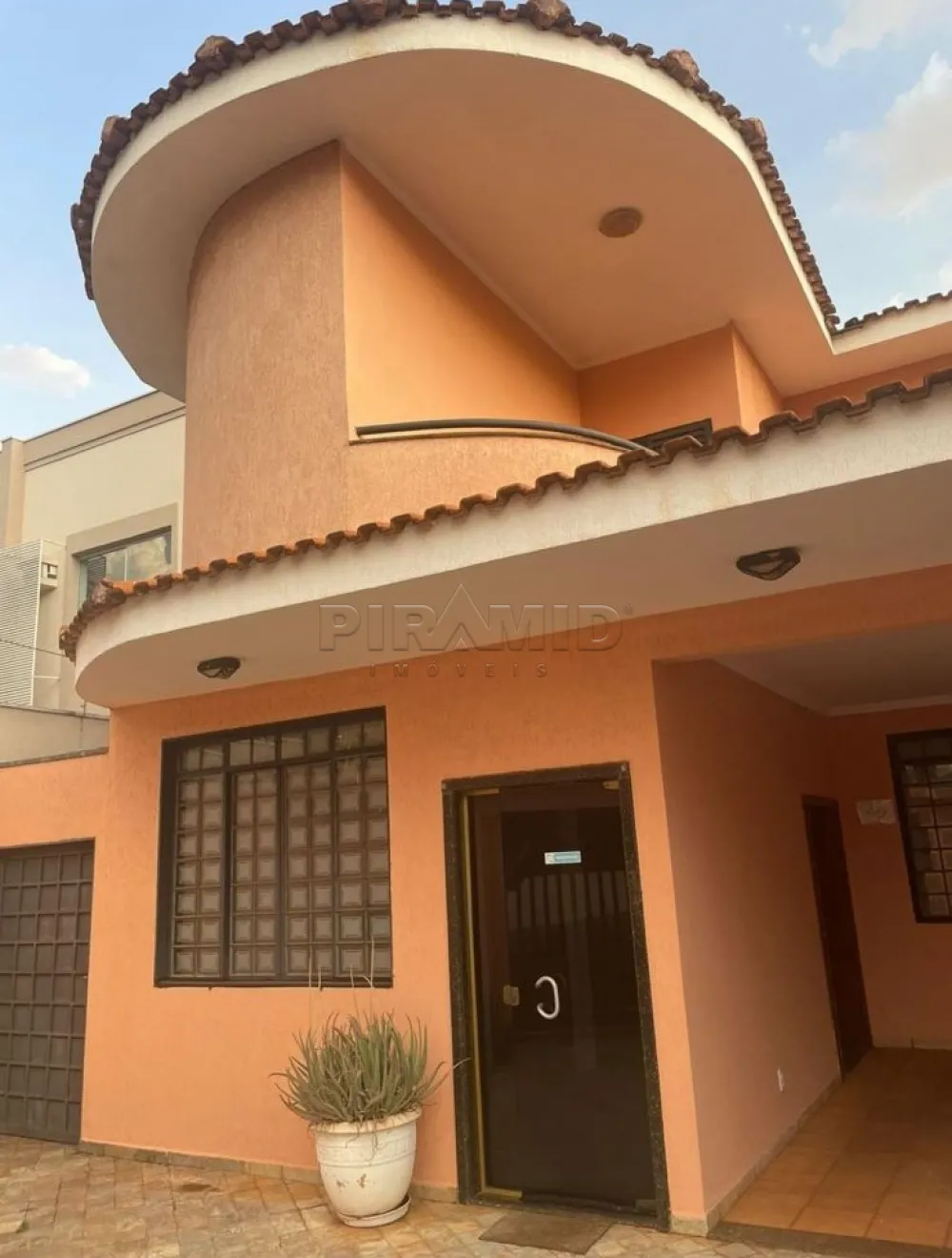 Alugar Casa / Padr&atilde;o em Ribeir&atilde;o Preto R$ 4.500,00 - Foto 1