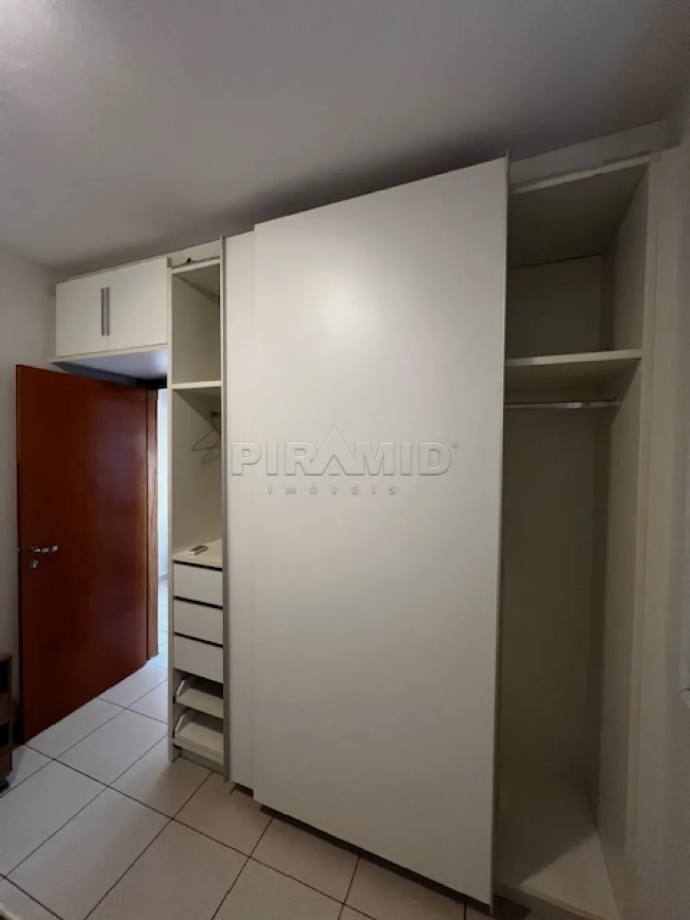 Alugar Apartamento / Padr&atilde;o em Ribeir&atilde;o Preto R$ 1.500,00 - Foto 9