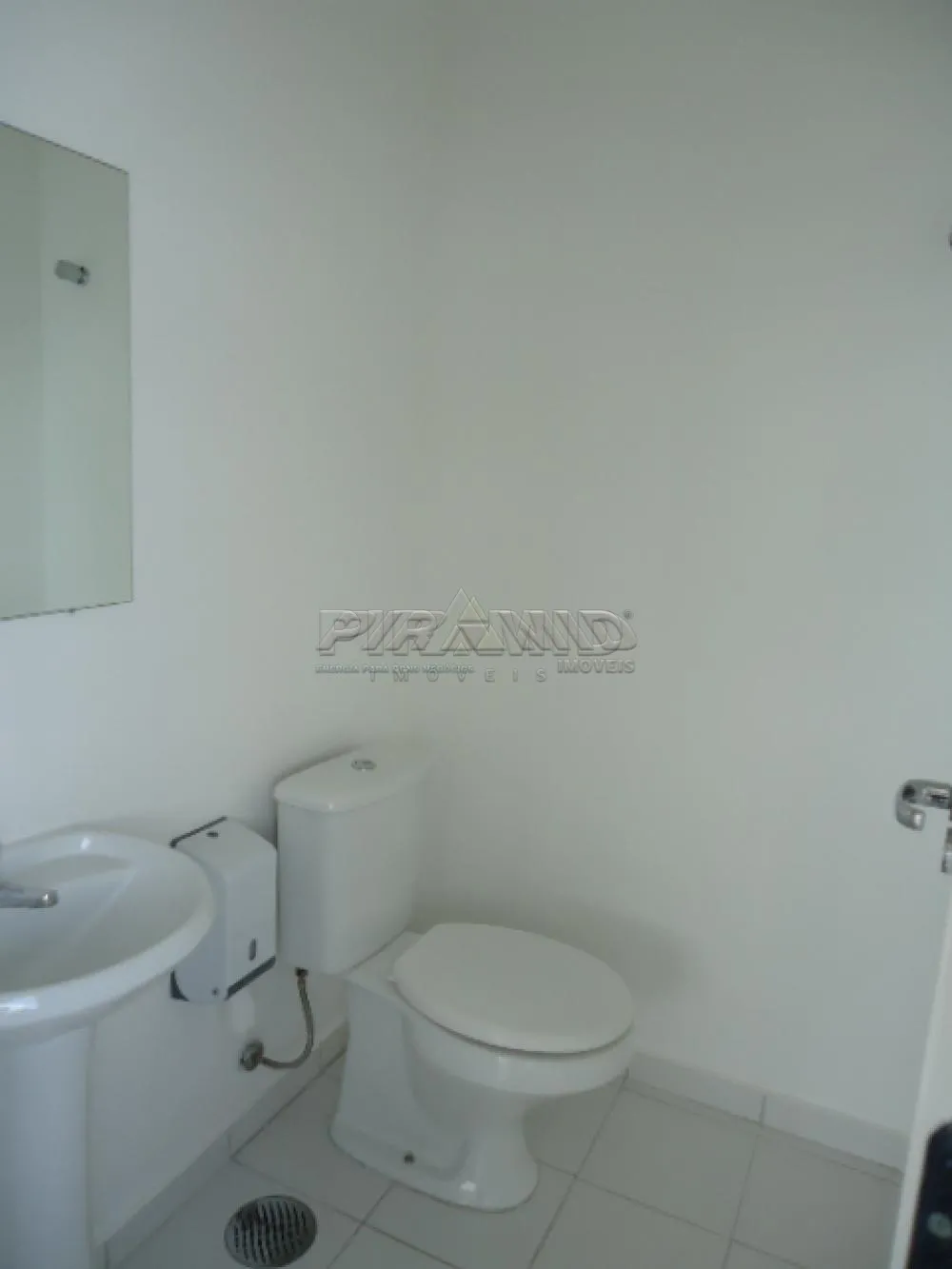 Alugar Comercial / Sala em Ribeir&atilde;o Preto R$ 950,00 - Foto 2