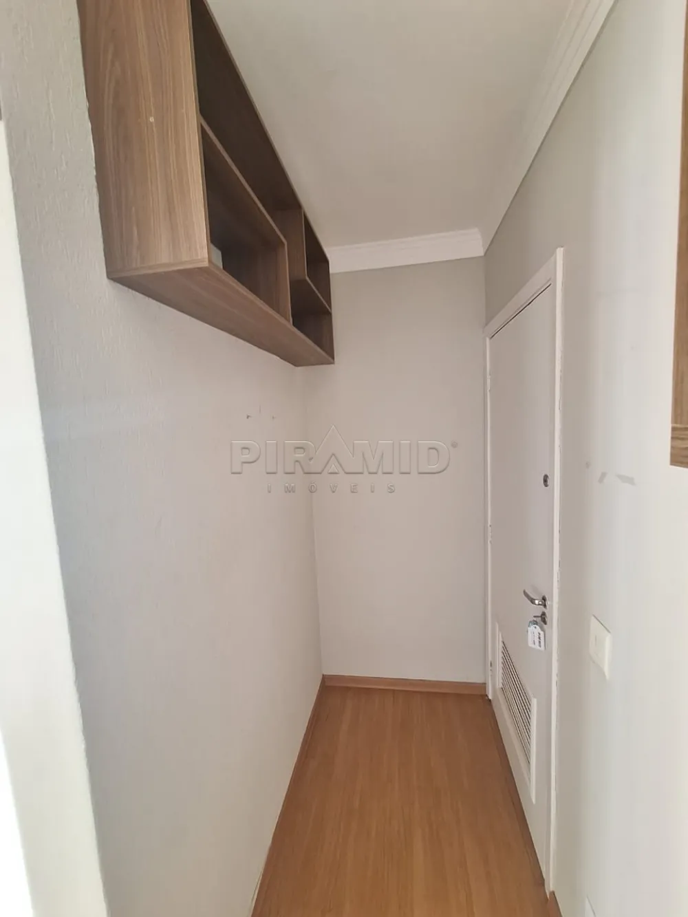 Alugar Apartamento / Padr&atilde;o em Ribeir&atilde;o Preto R$ 1.800,00 - Foto 7