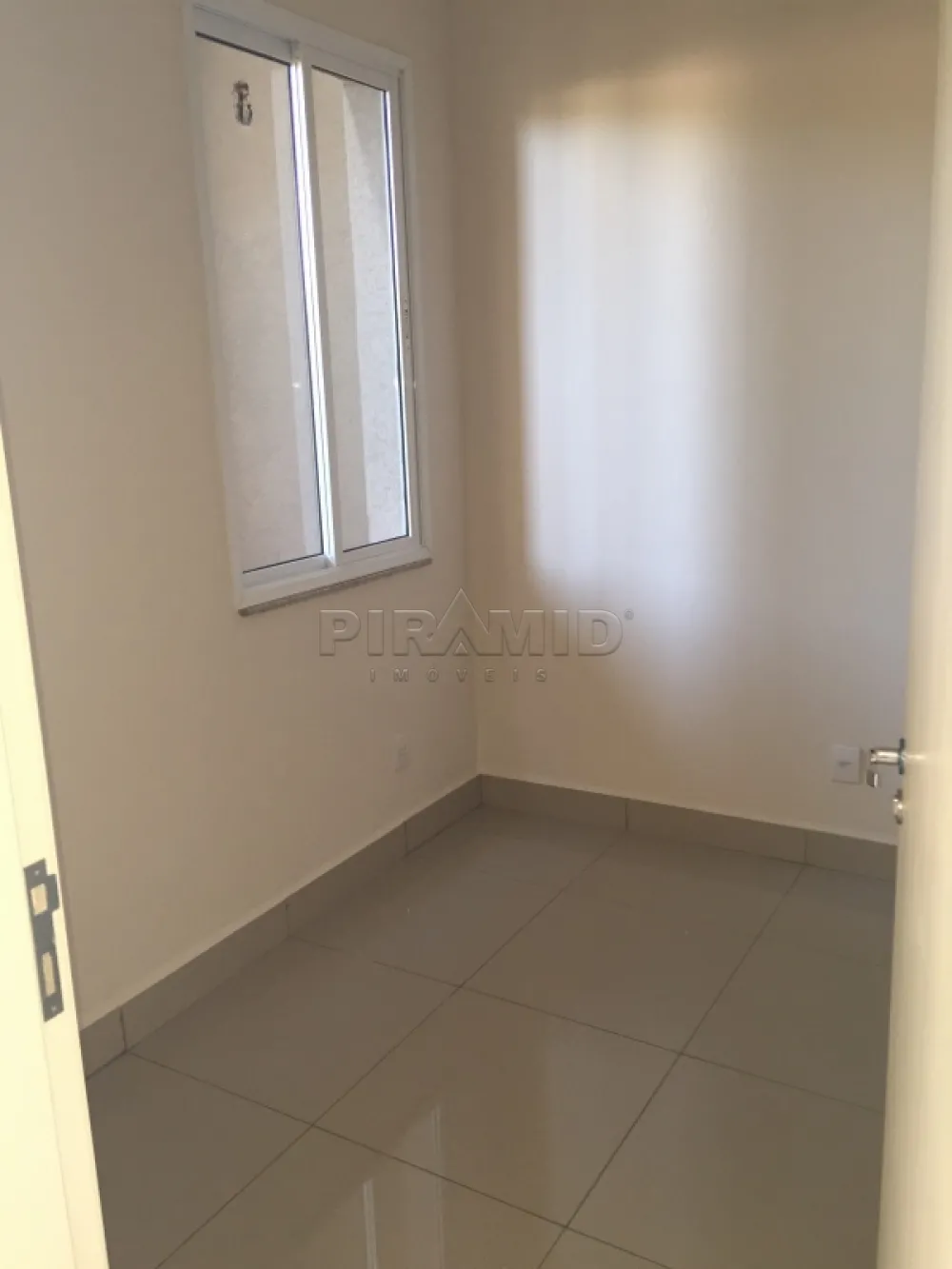 Alugar Casa / Condom&iacute;nio em Bonfim Paulista R$ 4.900,00 - Foto 3