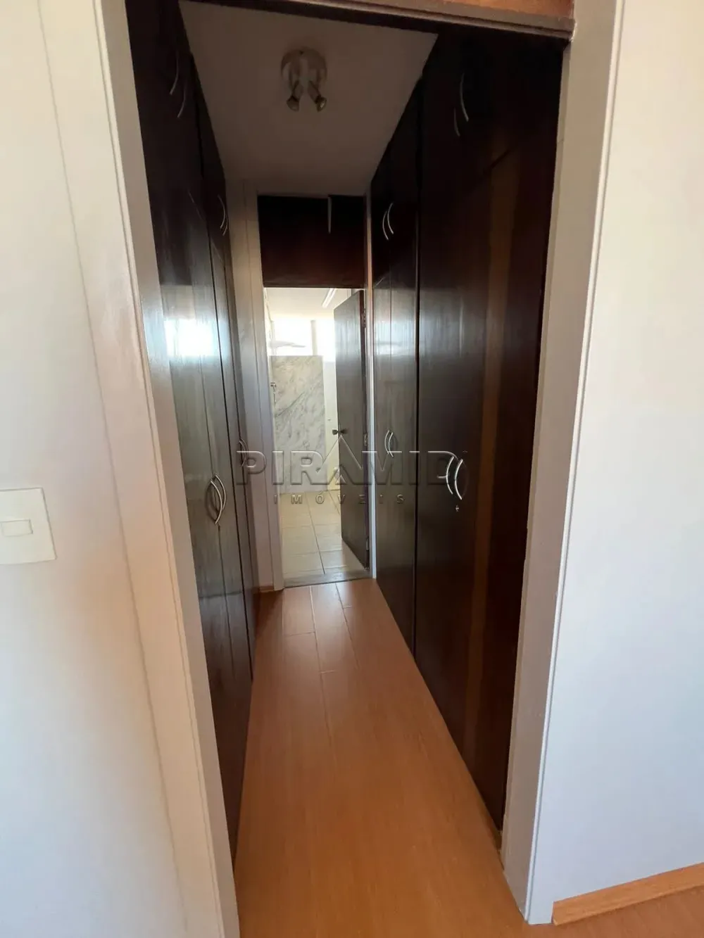 Alugar Apartamento / Padr&atilde;o em Ribeir&atilde;o Preto R$ 1.700,00 - Foto 12