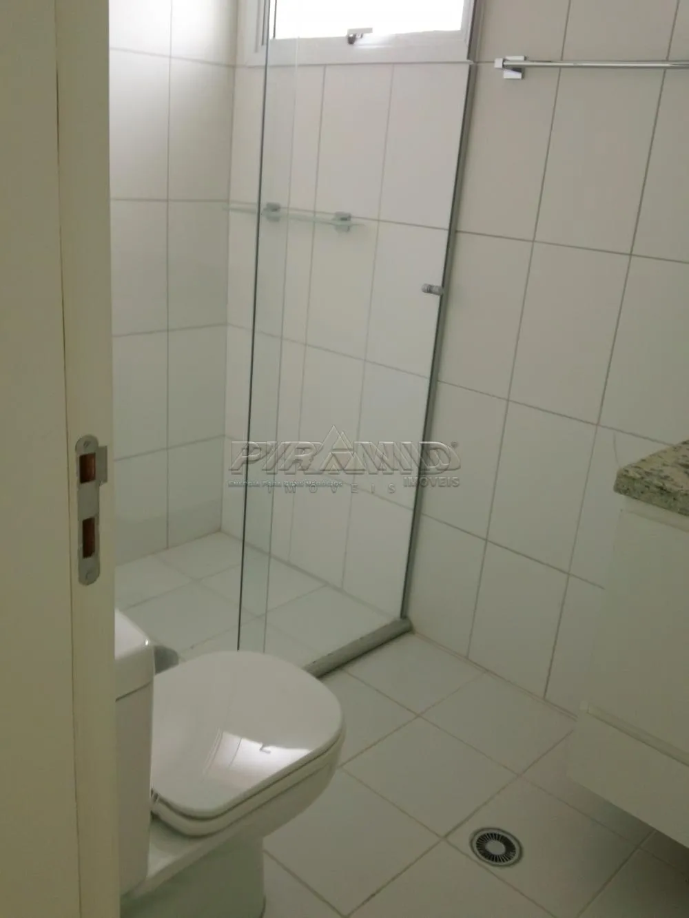 Alugar Apartamento / Padr&atilde;o em Ribeir&atilde;o Preto R$ 1.350,00 - Foto 7
