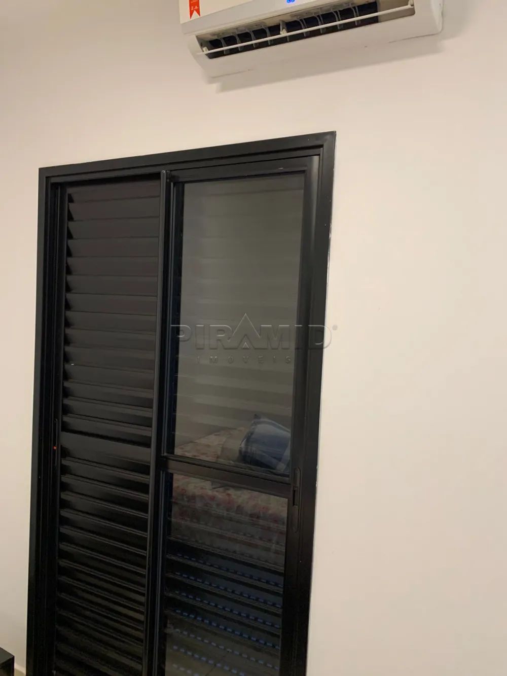 Alugar Apartamento / Padr&atilde;o em Ribeir&atilde;o Preto R$ 1.350,00 - Foto 8