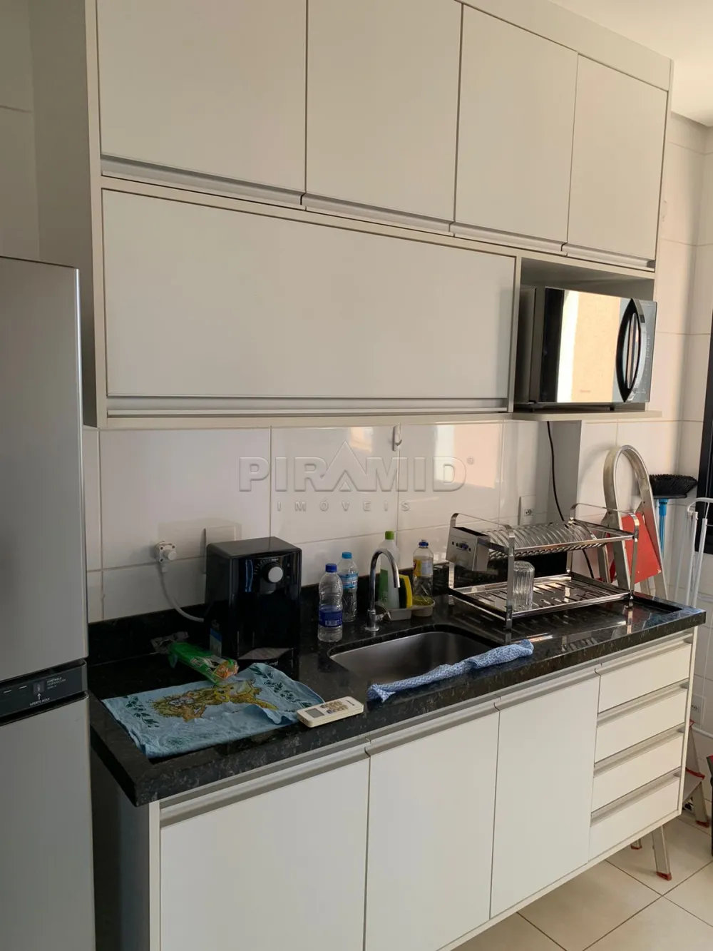 Alugar Apartamento / Padr&atilde;o em Ribeir&atilde;o Preto R$ 1.350,00 - Foto 10