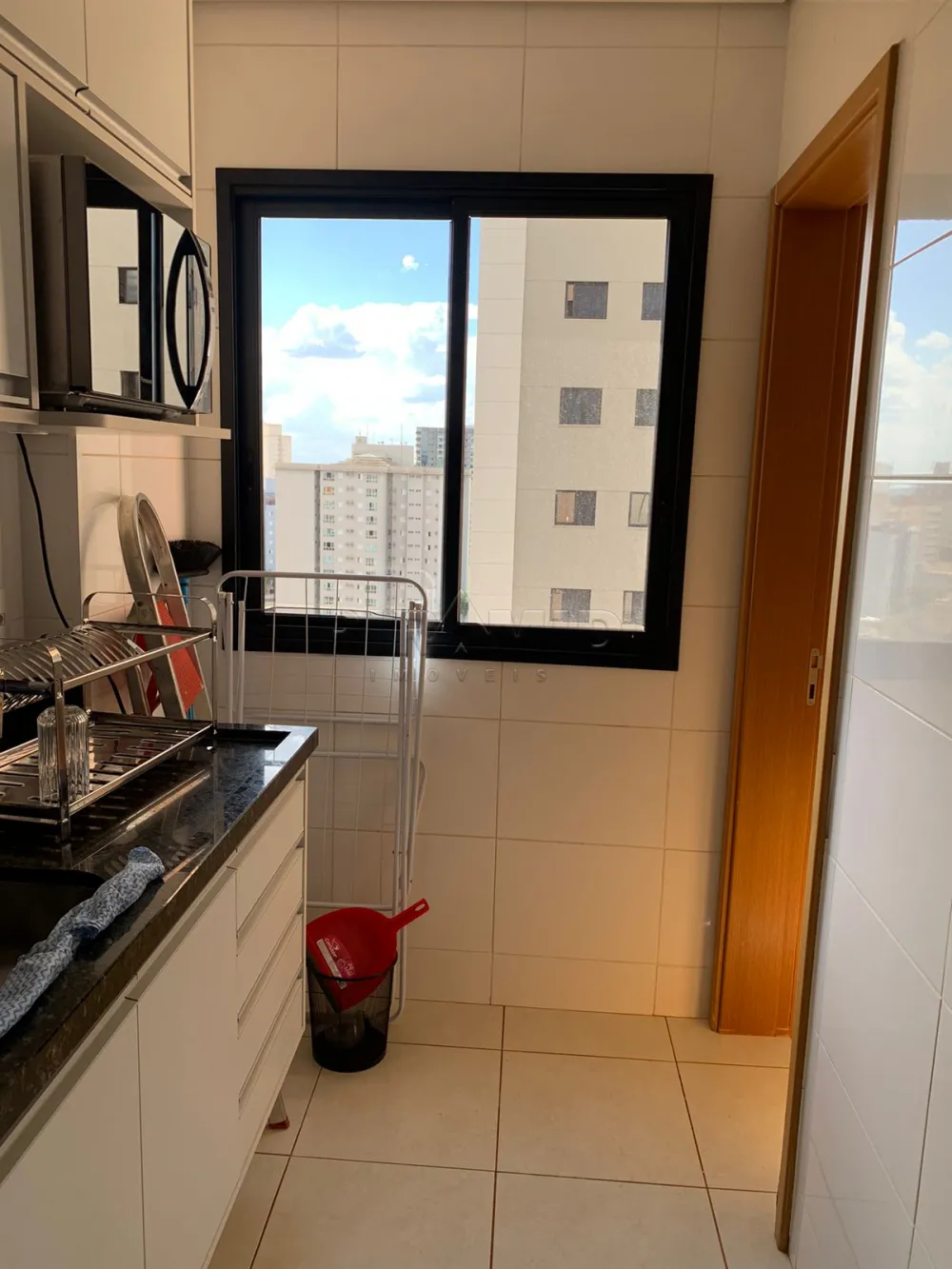 Alugar Apartamento / Padr&atilde;o em Ribeir&atilde;o Preto R$ 1.350,00 - Foto 11