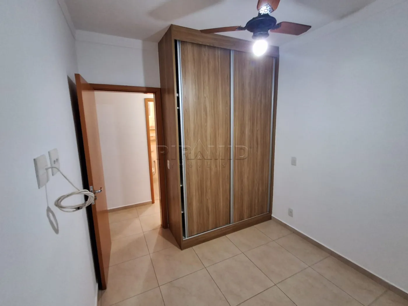 Alugar Apartamento / Padr&atilde;o em Bonfim Paulista R$ 1.700,00 - Foto 7