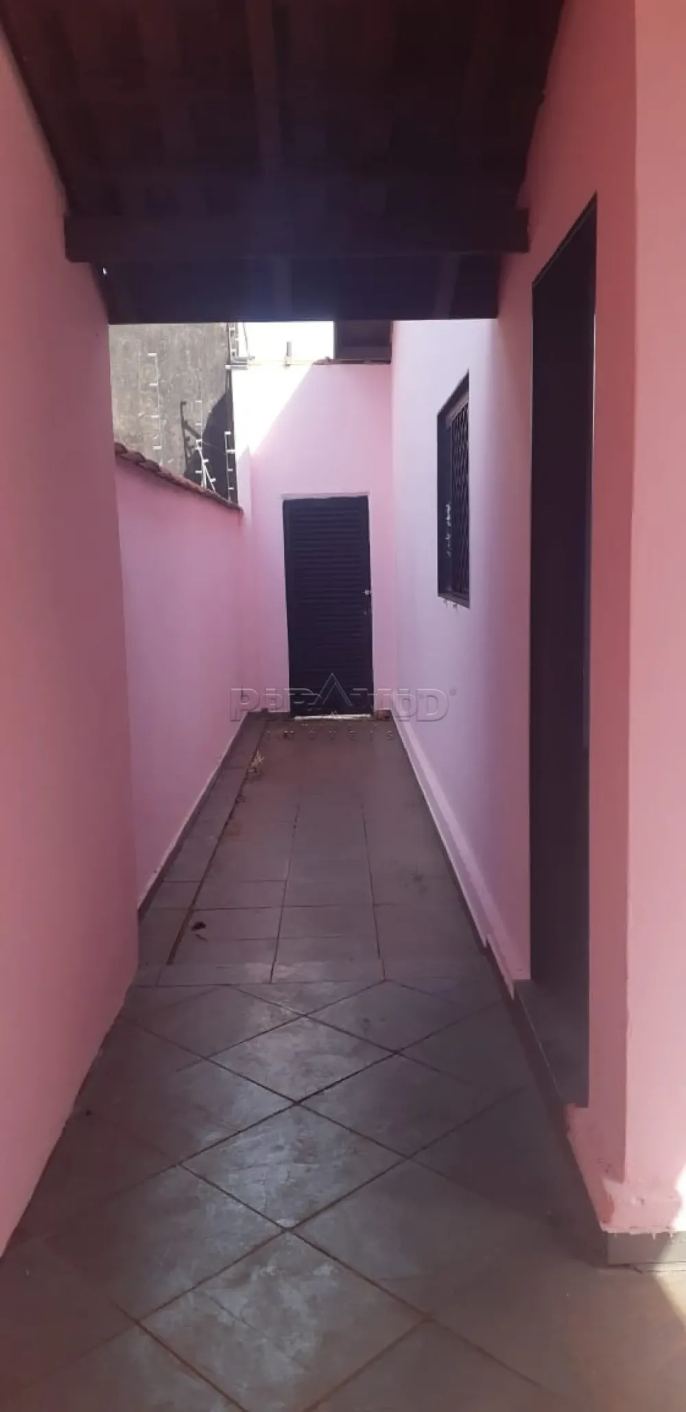 Alugar Casa / Padr&atilde;o em Ribeir&atilde;o Preto R$ 1.700,00 - Foto 14
