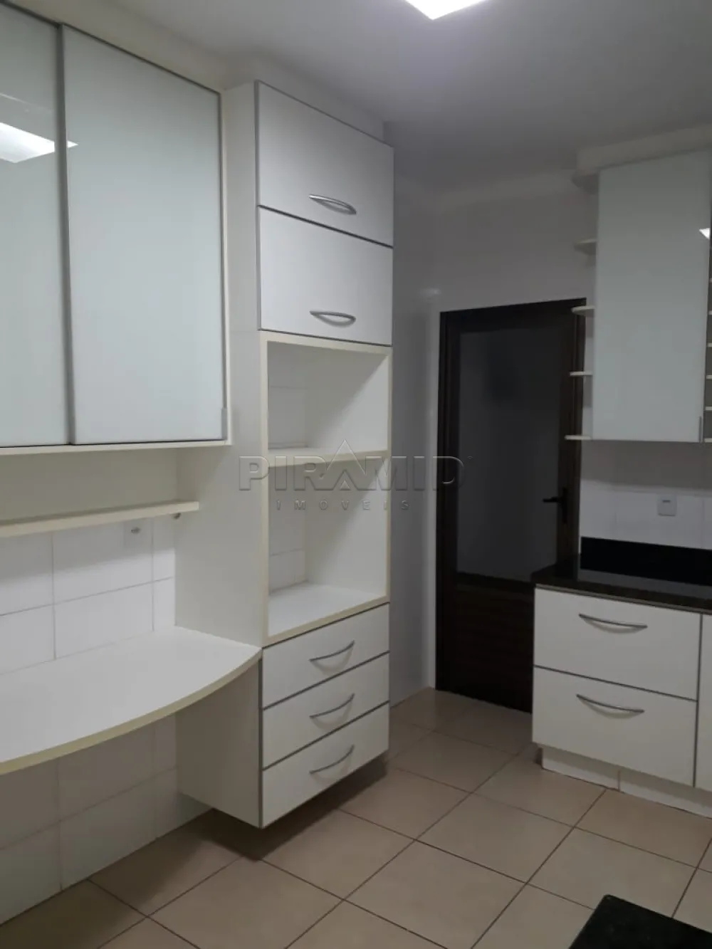 Alugar Apartamento / Padr&atilde;o em Ribeir&atilde;o Preto R$ 3.500,00 - Foto 15