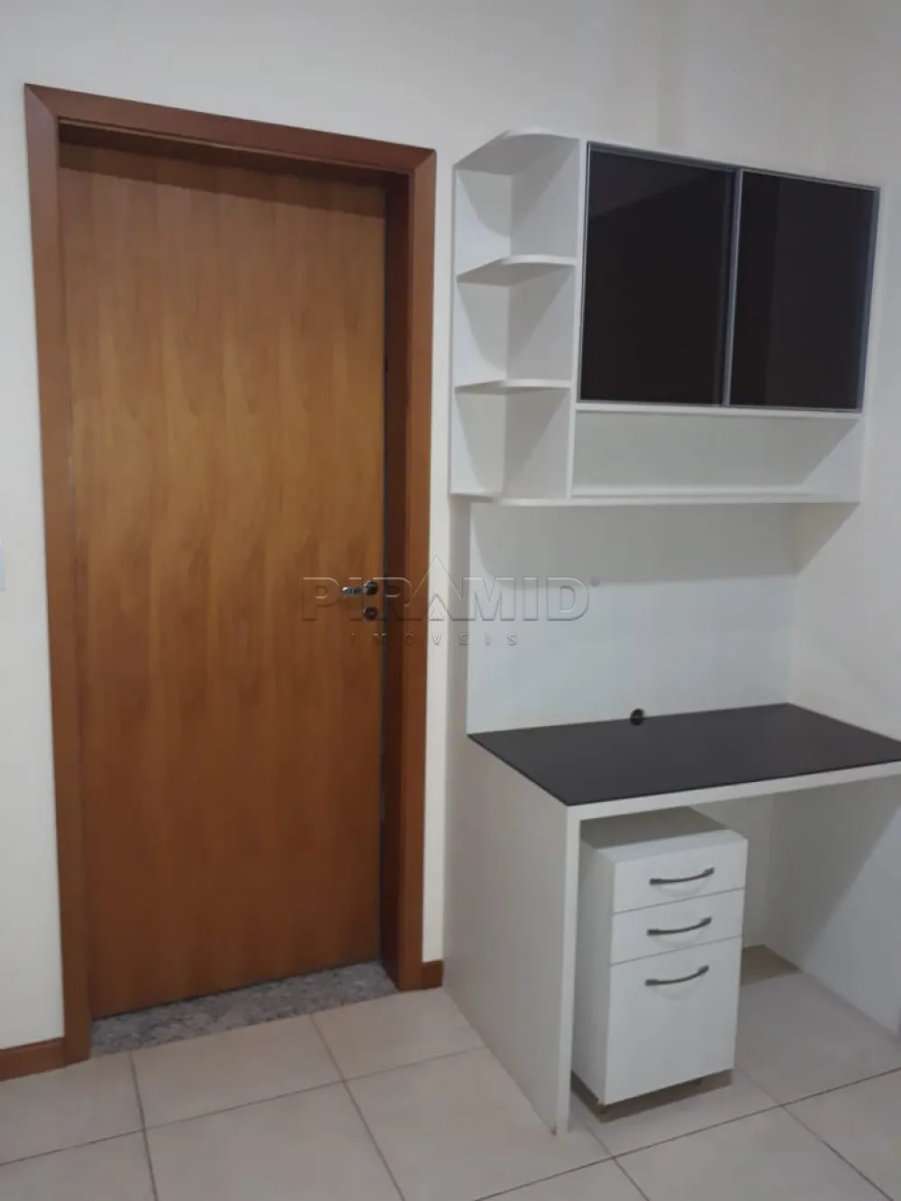Alugar Apartamento / Padr&atilde;o em Ribeir&atilde;o Preto R$ 3.500,00 - Foto 17