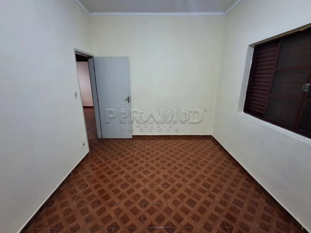 Alugar Casa / Padr&atilde;o em Ribeir&atilde;o Preto R$ 1.800,00 - Foto 18