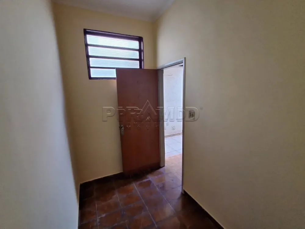 Alugar Casa / Padr&atilde;o em Ribeir&atilde;o Preto R$ 1.800,00 - Foto 28