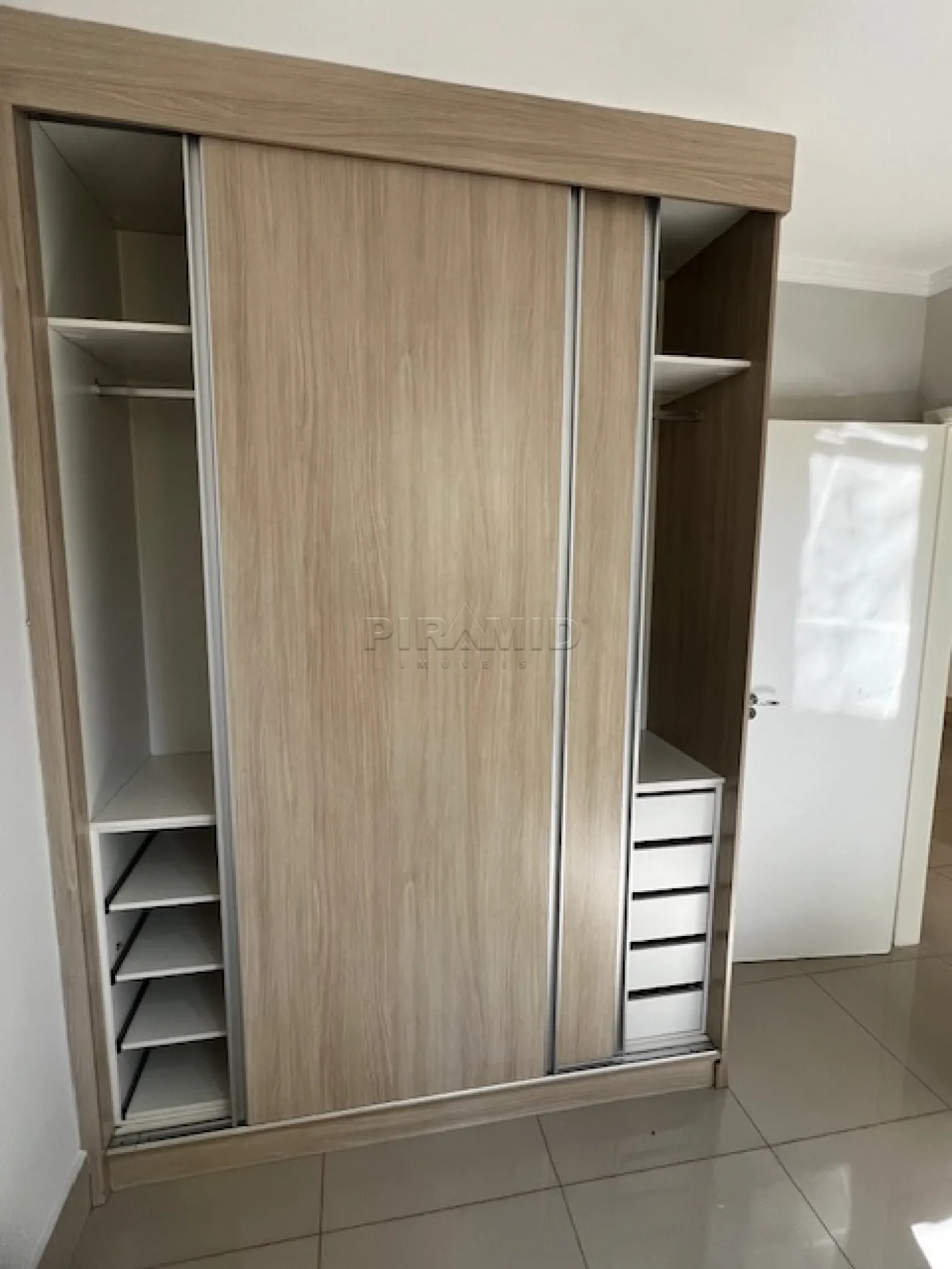 Alugar Apartamento / Padr&atilde;o em Ribeir&atilde;o Preto R$ 1.450,00 - Foto 6