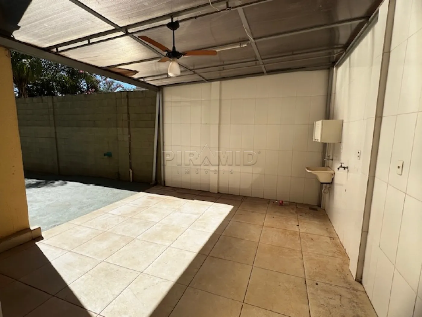 Alugar Apartamento / Padr&atilde;o em Ribeir&atilde;o Preto R$ 1.450,00 - Foto 13