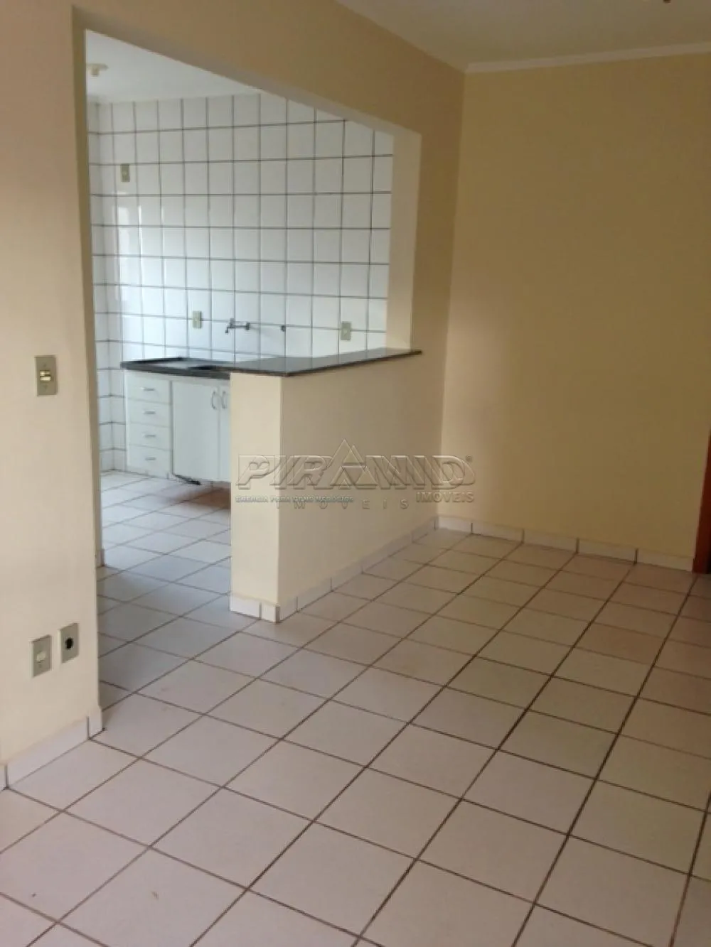 Alugar Apartamento / Padr&atilde;o em Ribeir&atilde;o Preto R$ 850,00 - Foto 2