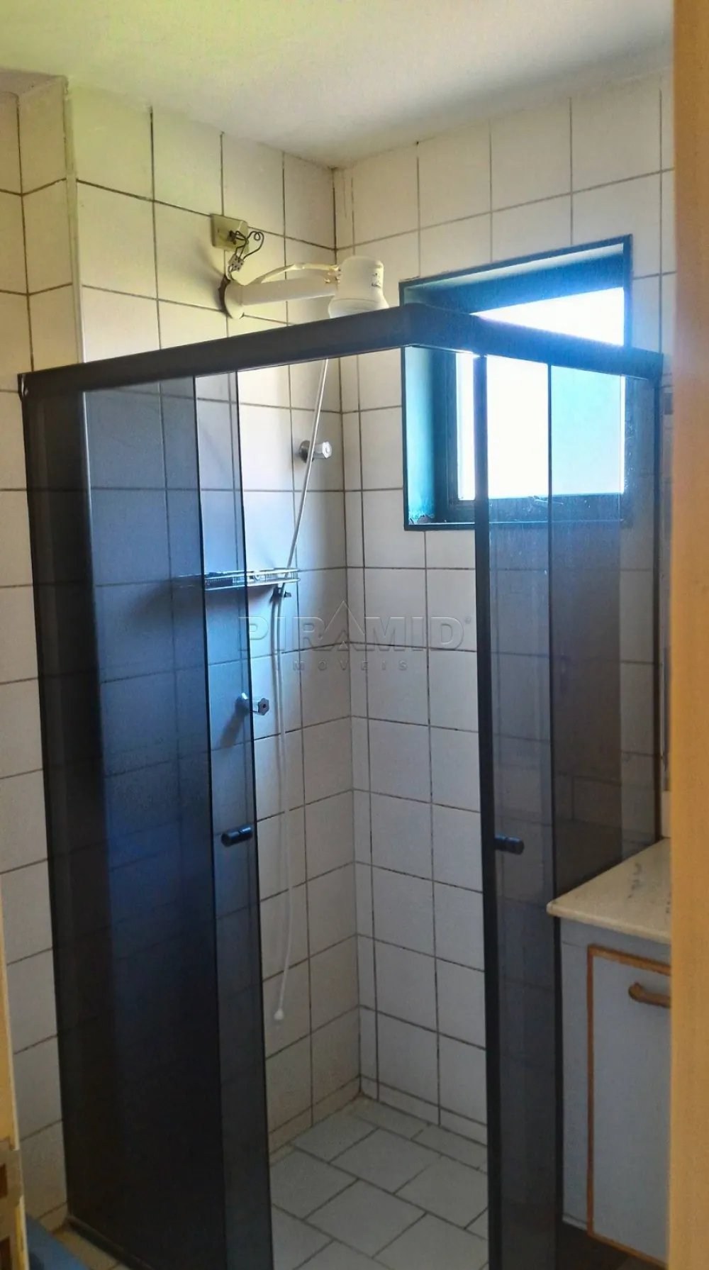 Alugar Apartamento / Padr&atilde;o em Ribeir&atilde;o Preto R$ 750,00 - Foto 8