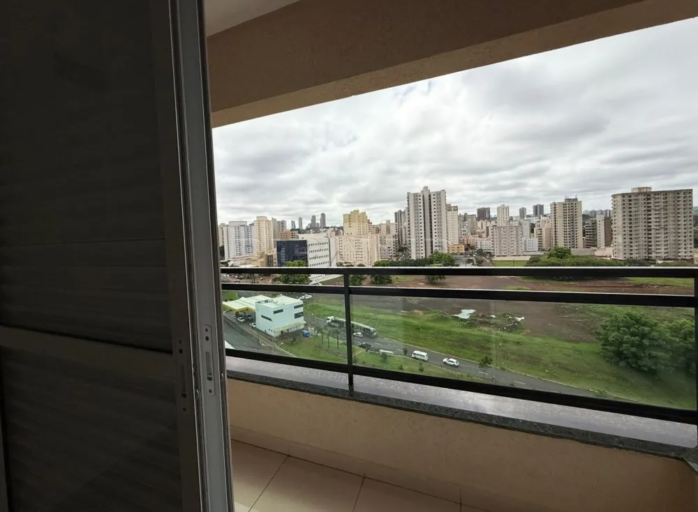 Alugar Apartamento / Padr&atilde;o em Ribeir&atilde;o Preto R$ 1.850,00 - Foto 28
