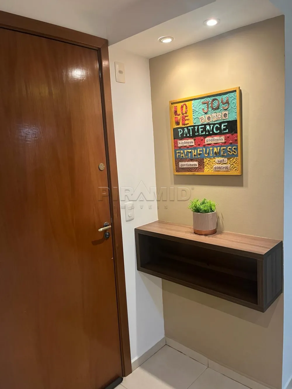 Alugar Apartamento / Padr&atilde;o em Ribeir&atilde;o Preto R$ 2.200,00 - Foto 1
