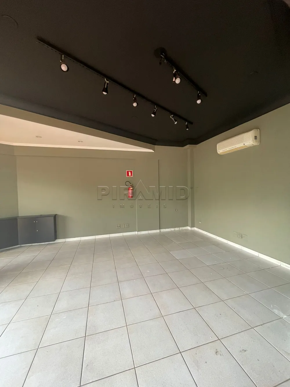 Alugar Comercial / Sal&atilde;o em Ribeir&atilde;o Preto R$ 2.800,00 - Foto 10