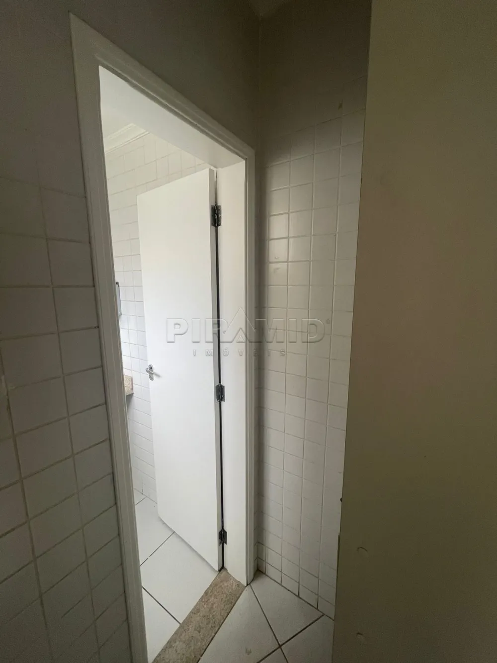 Alugar Comercial / Sal&atilde;o em Ribeir&atilde;o Preto R$ 2.800,00 - Foto 14