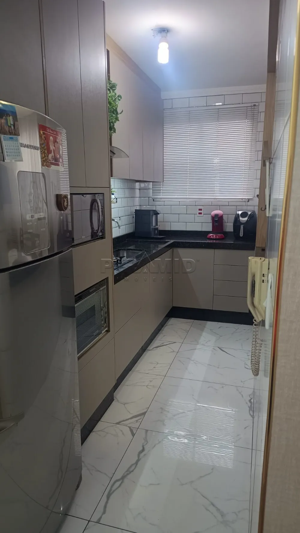 Alugar Apartamento / Cobertura em Ribeir&atilde;o Preto R$ 850,00 - Foto 6