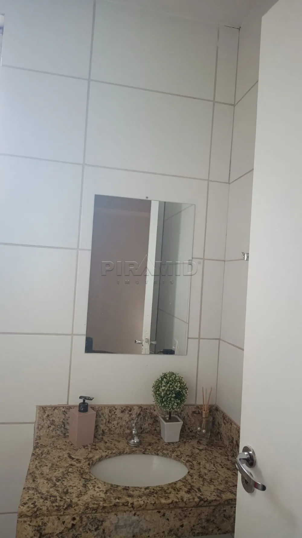 Alugar Apartamento / Cobertura em Ribeir&atilde;o Preto R$ 850,00 - Foto 23