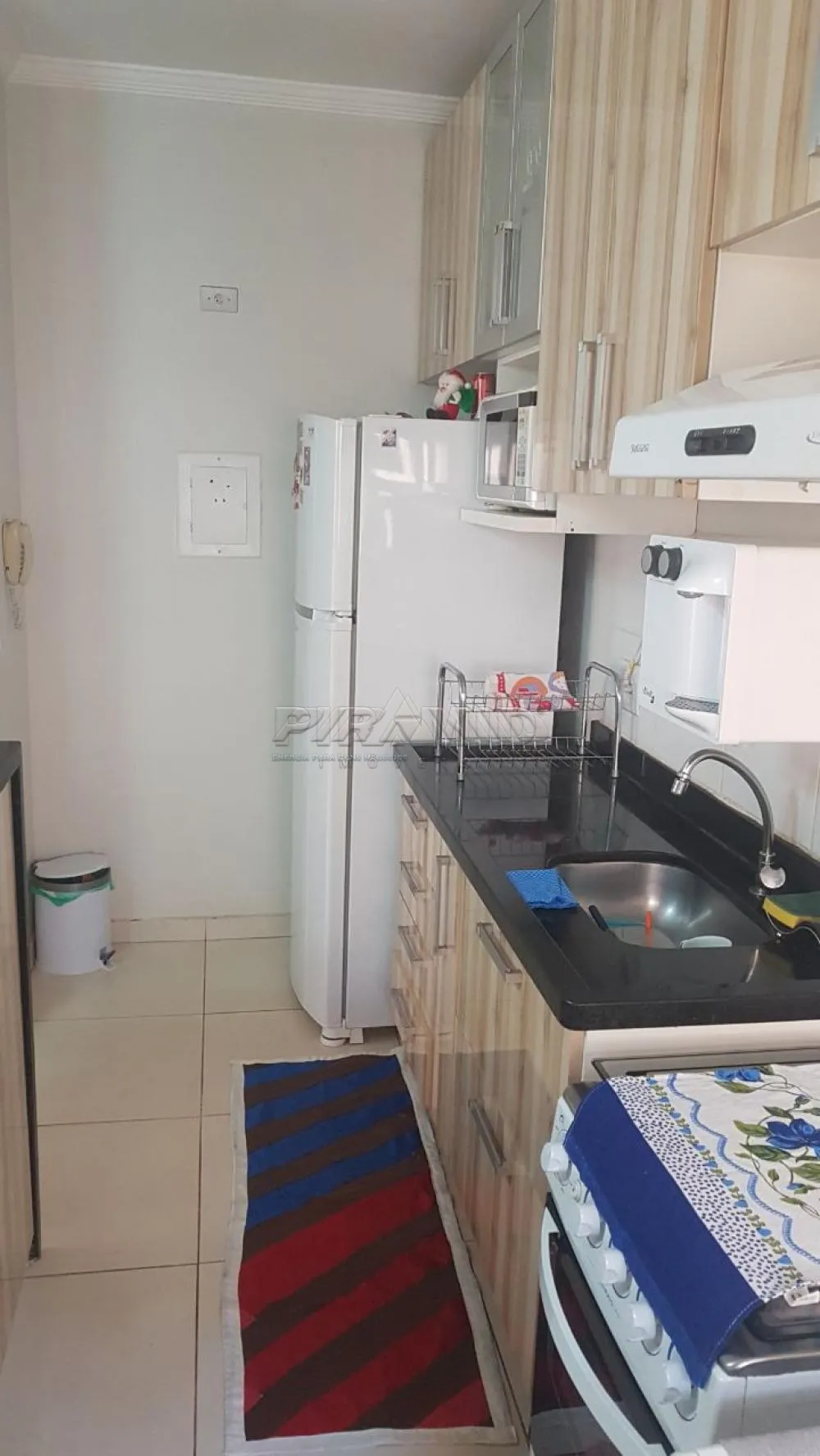 Alugar Apartamento / Padr&atilde;o em Ribeir&atilde;o Preto R$ 1.200,00 - Foto 4
