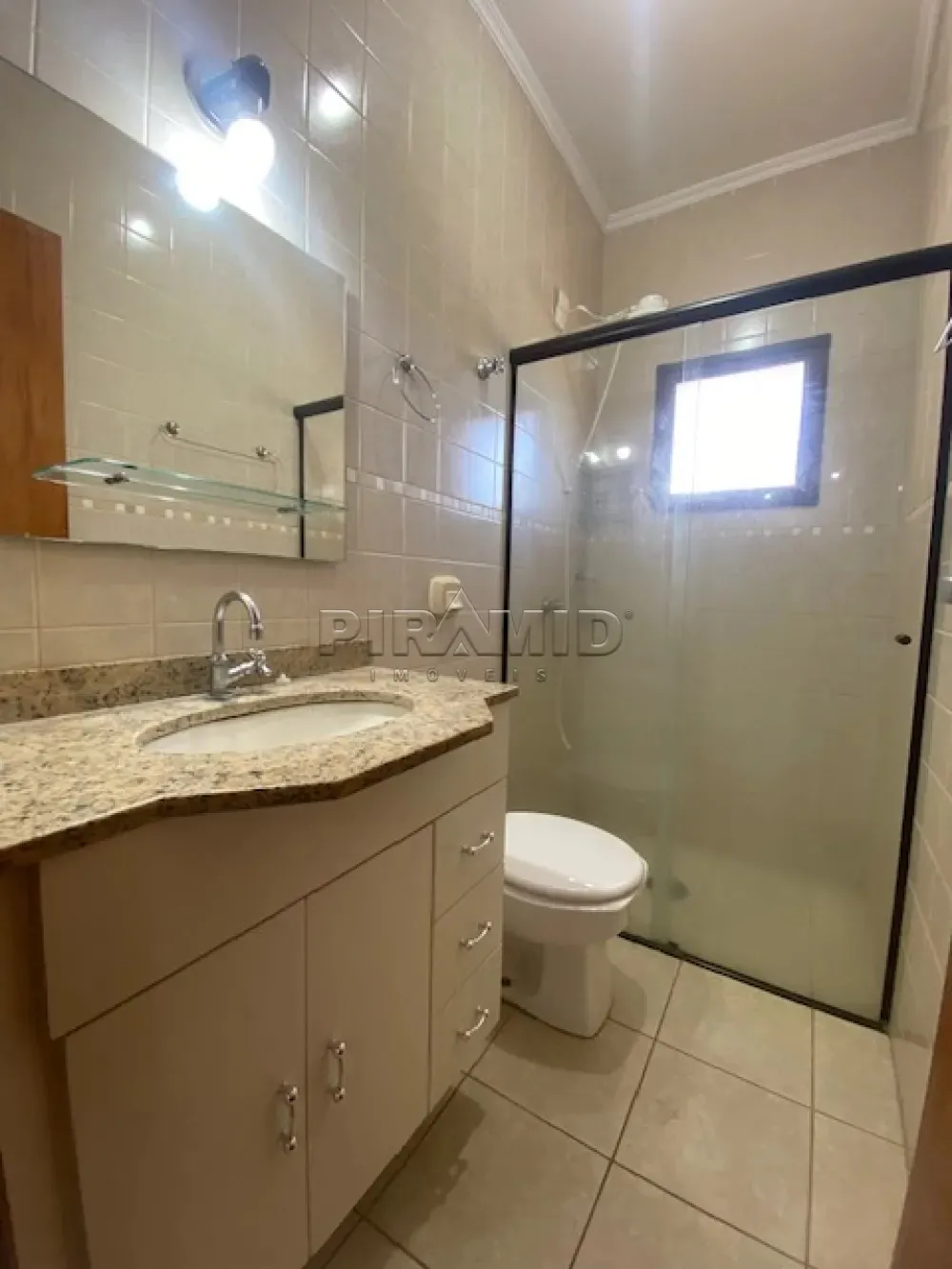 Alugar Apartamento / Padr&atilde;o em Ribeir&atilde;o Preto R$ 1.100,00 - Foto 5