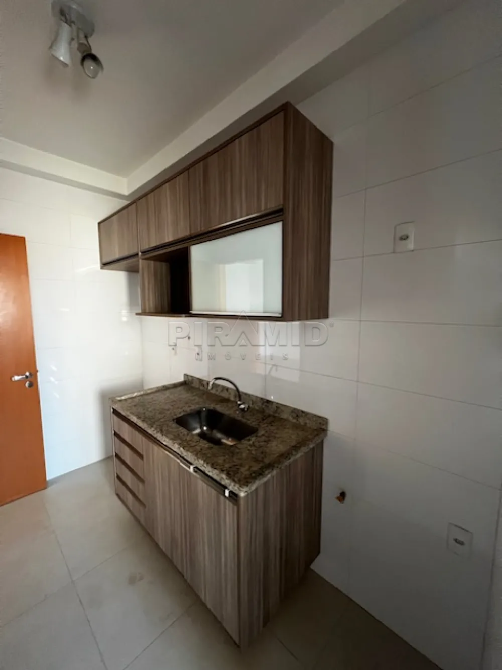 Alugar Apartamento / Padr&atilde;o em Ribeir&atilde;o Preto R$ 2.500,00 - Foto 18