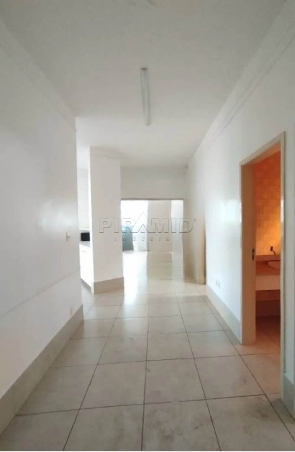 Alugar Comercial / Casa em Ribeir&atilde;o Preto R$ 6.500,00 - Foto 3