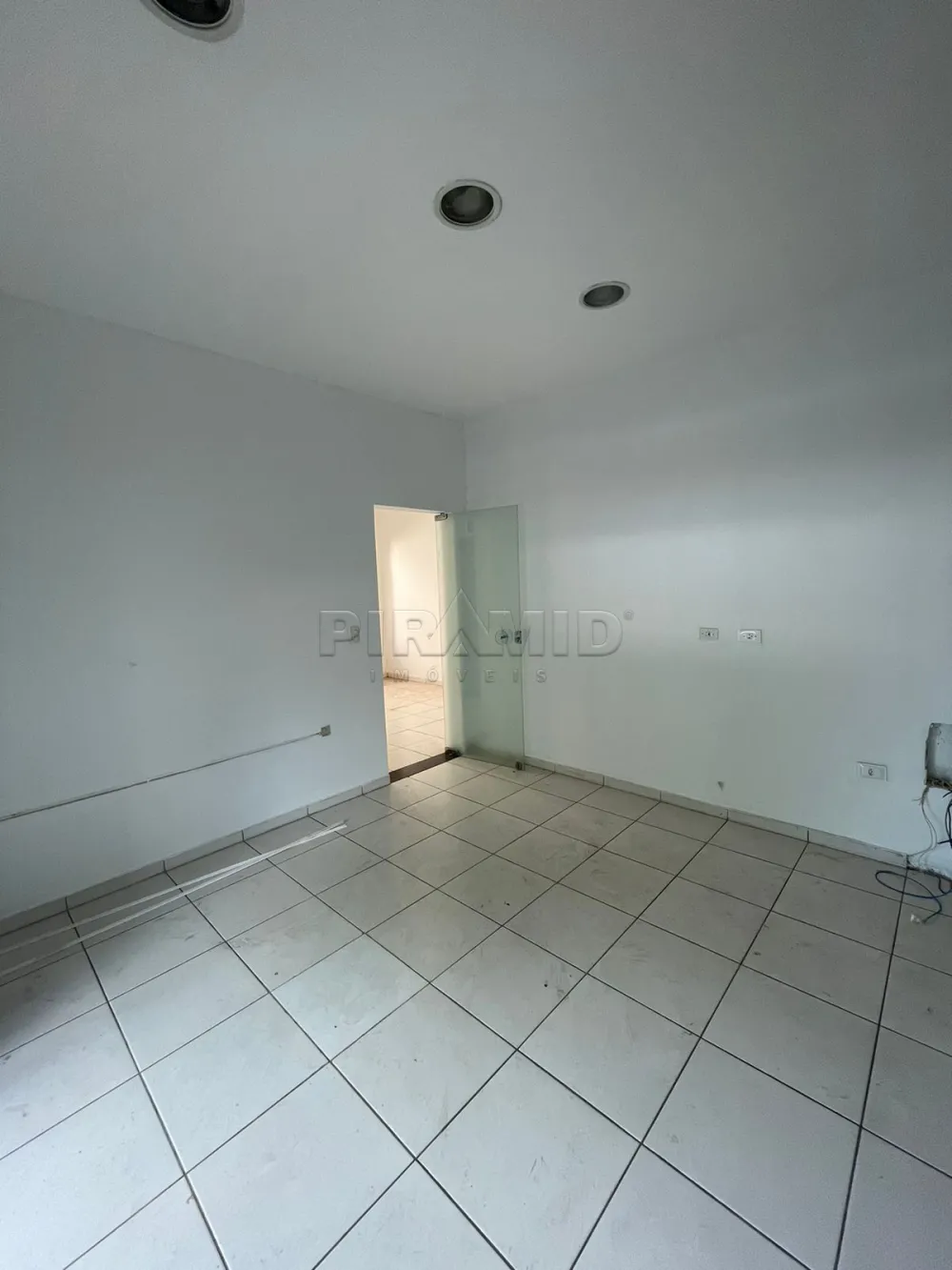 Alugar Comercial / Pr&eacute;dio em Ribeir&atilde;o Preto R$ 7.000,00 - Foto 22