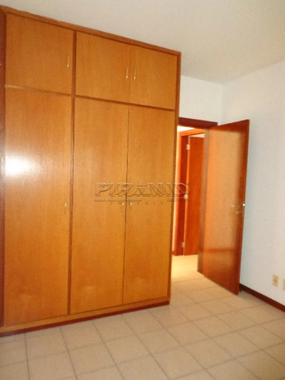 Alugar Apartamento / Padr&atilde;o em Ribeir&atilde;o Preto R$ 1.500,00 - Foto 5