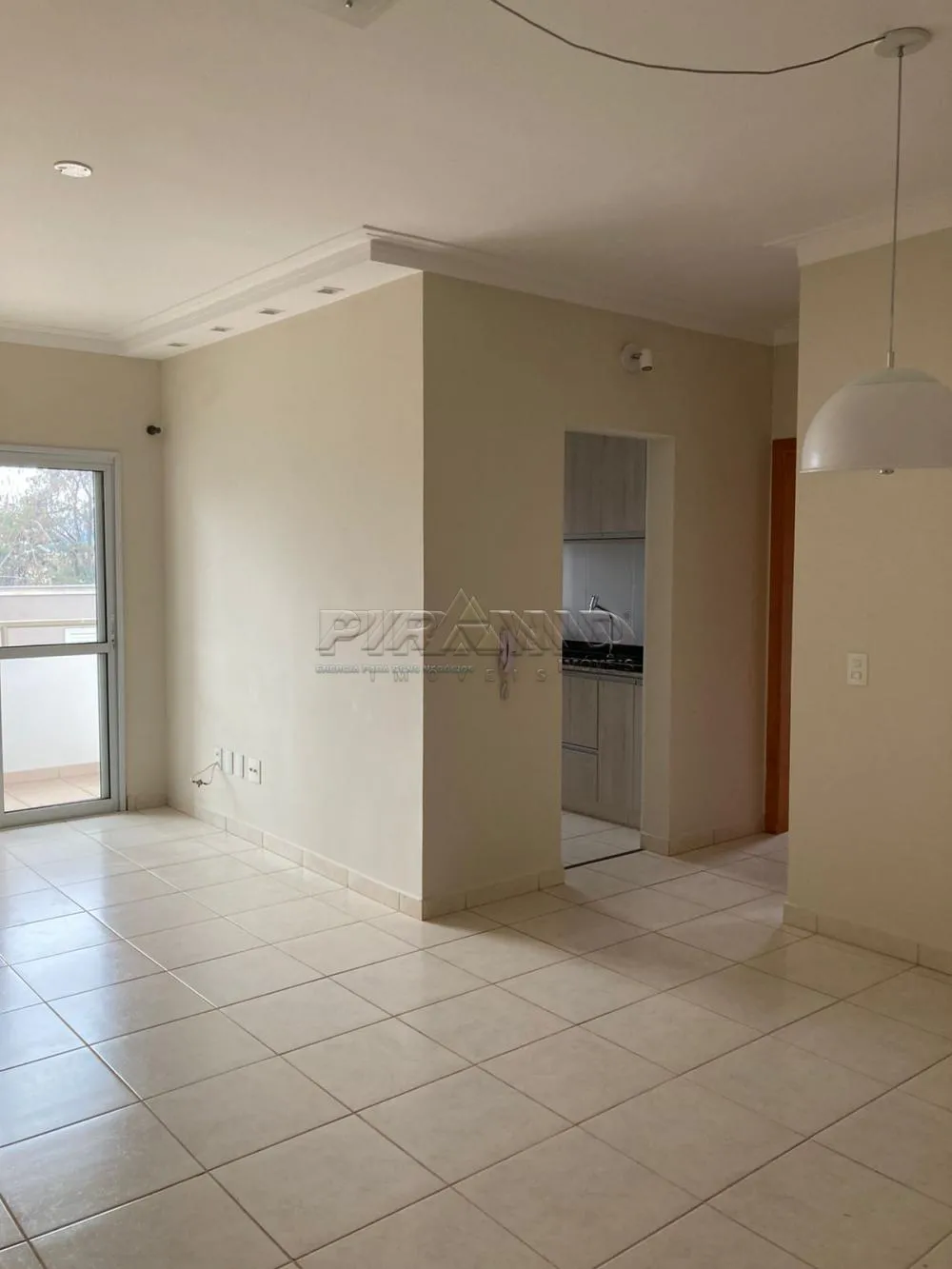 Alugar Apartamento / Padr&atilde;o em Ribeir&atilde;o Preto R$ 1.600,00 - Foto 2
