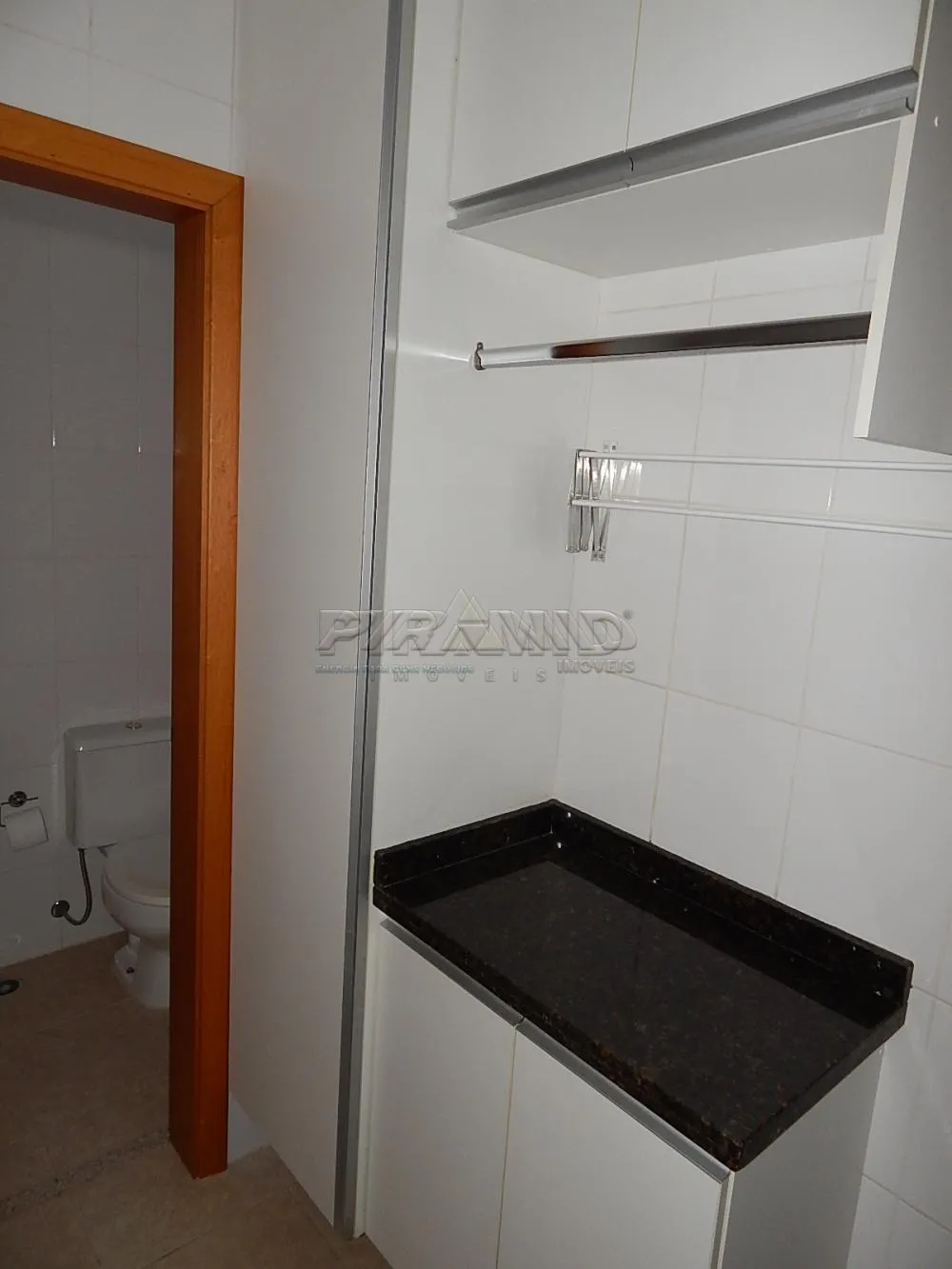 Alugar Apartamento / Padr&atilde;o em Ribeir&atilde;o Preto R$ 2.800,00 - Foto 17