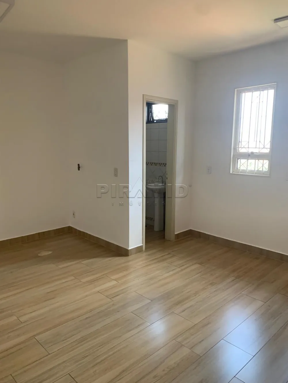 Alugar Comercial / Sala em Ribeir&atilde;o Preto R$ 1.200,00 - Foto 3